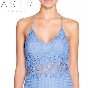 CUTE SUMMER LACE CROP